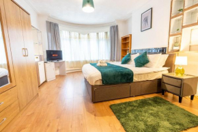 Flat 02 Studio Luton 53 free Parking